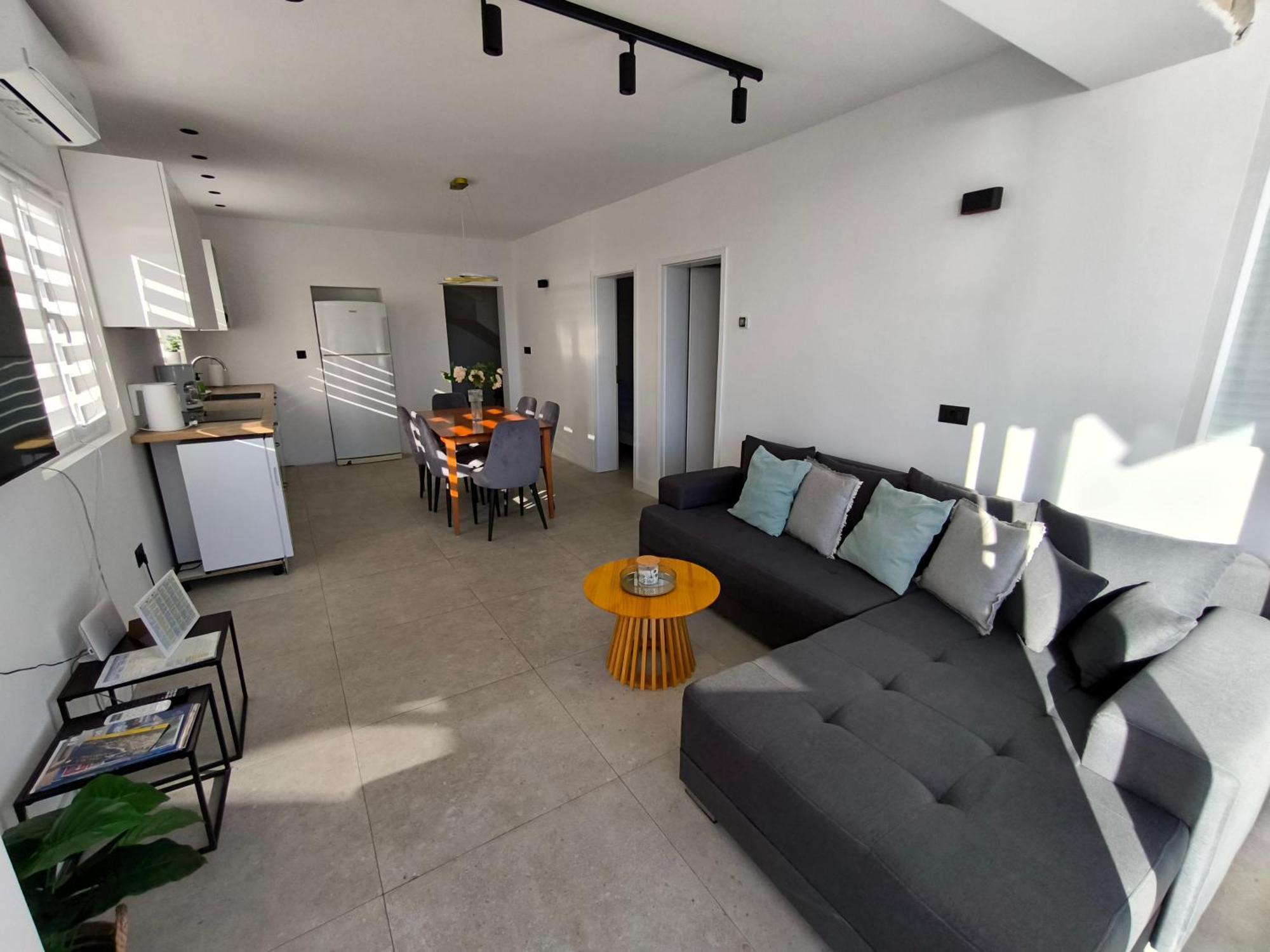 Astramaris Apartments Donji Okrug  エクステリア 写真